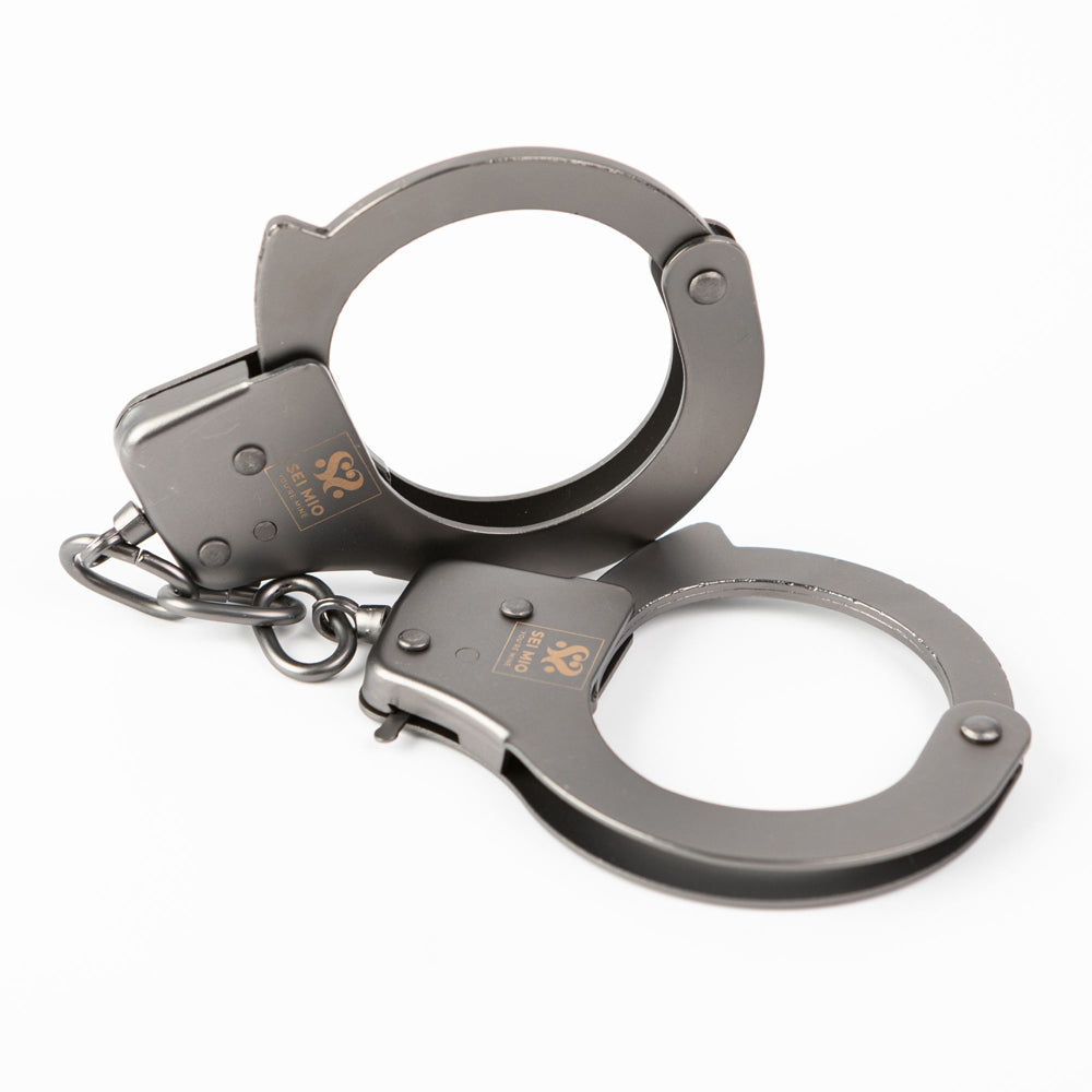 Sei Mio Secure & Begging for Amore Metal Handcuffs